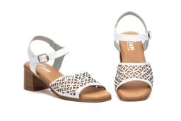 Sandalias Mujer Piel Blanco Grabado Láser Tacón Hebilla Plantilla Gel JAM ref. SS-7065
