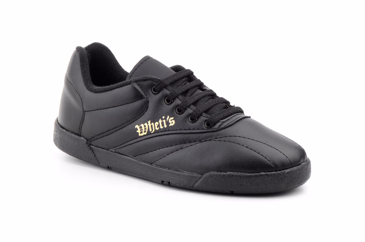 Deportivos Aeróbic Negro Mujer Cordones Wheti's ref. 804