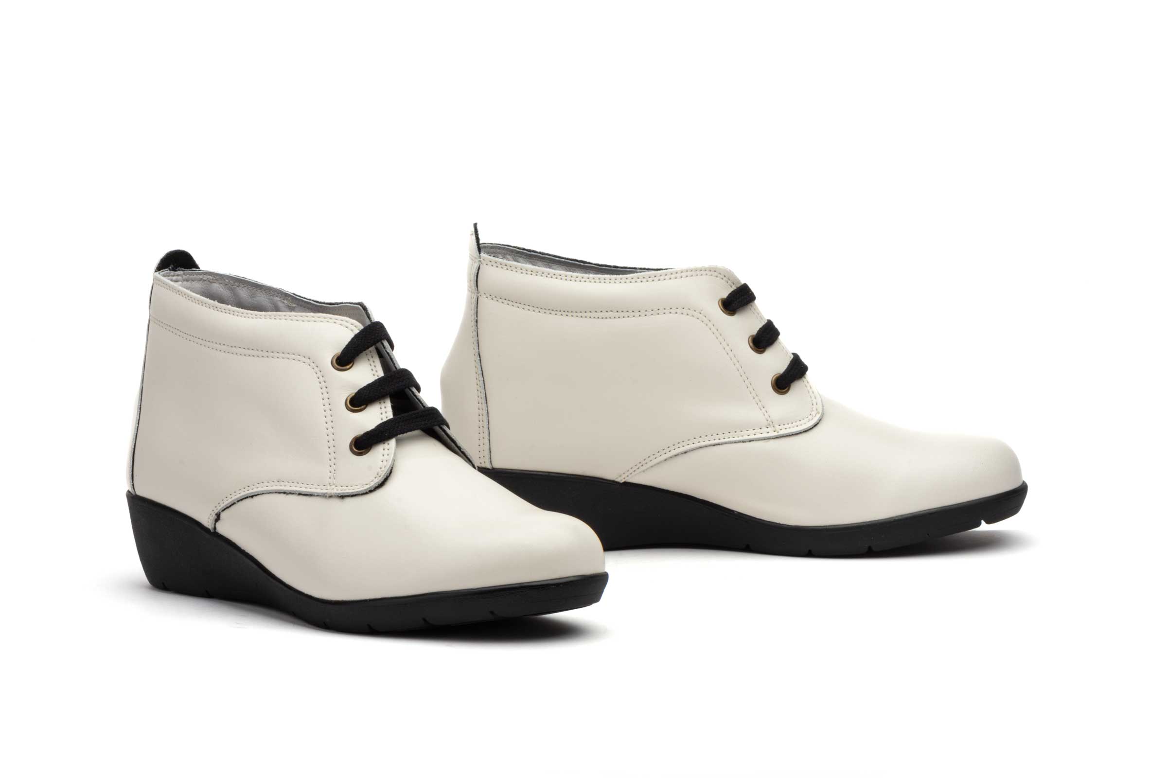 Botín Mujer Piel Marfil Cordones  -  Ref. AE-398 Marfil